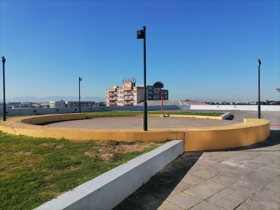 2 Bedroom Property for Sale in Townsend Estate Western Cape